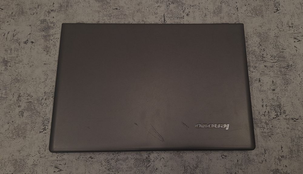 Laptop Lenovo B71-80 stan nieznany