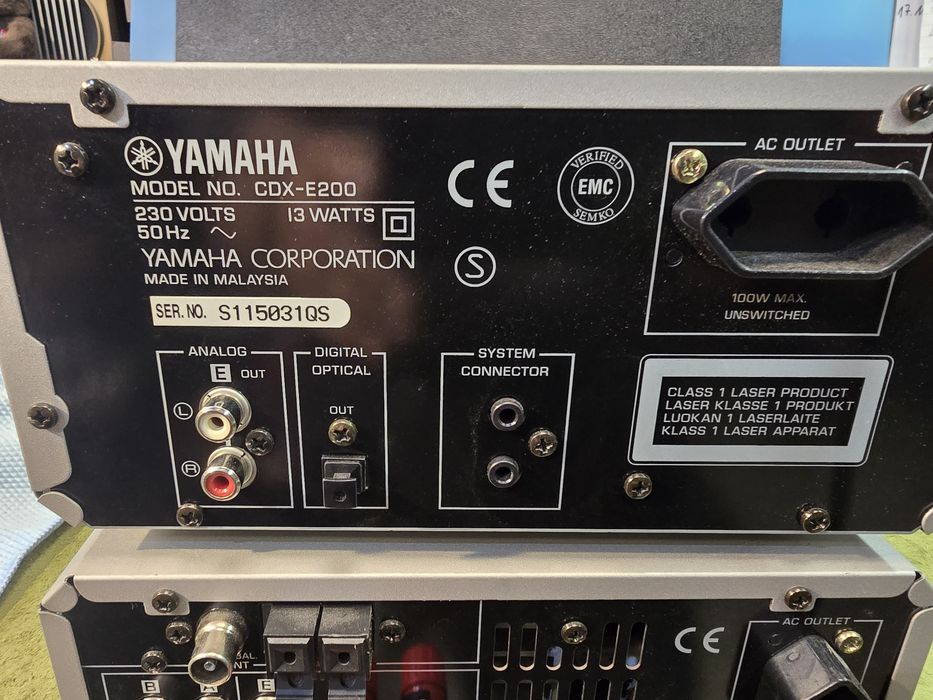 YAMAHA RX-E200 amplituner, CDX-E200 odtwarzacz CD zestaw.