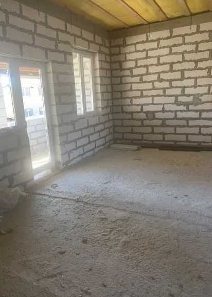 Продаётся 2-х комнатная квартира в Лесках от строителей