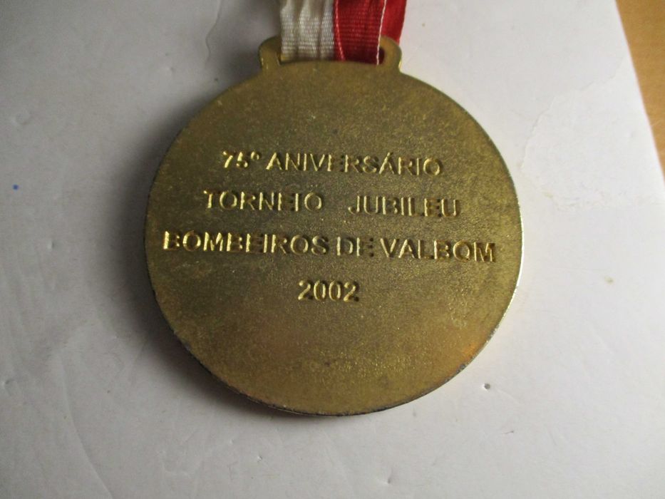 Medalha Bombeiros de Valbom Fundada em 3.10.1921 Oferta do Envio