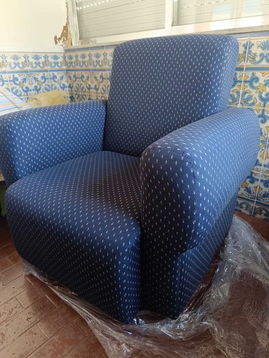 Poltrona / Sofá 1 lugar grande