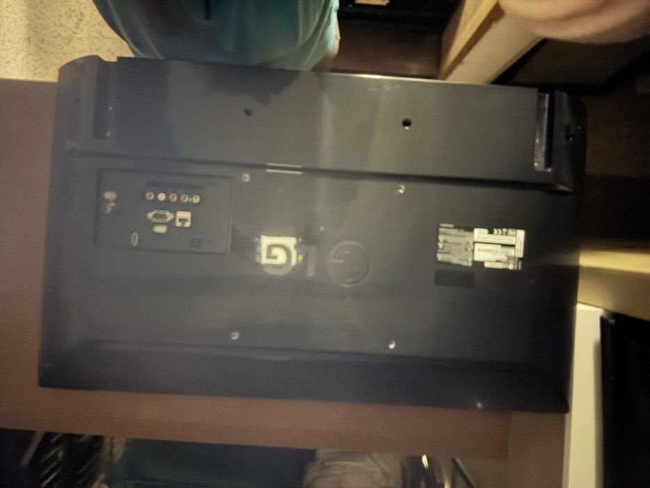 TV LG 32” modelo 32LW300C-ZA