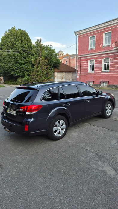 Subaru autback 2011