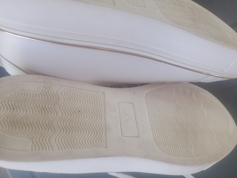 Buty sportowe z cyrkoniami roz 41