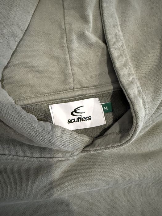 Sweat com capuz da marca scuffers