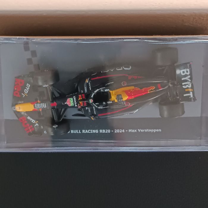 Oracle Red Bull RB 20 1/43