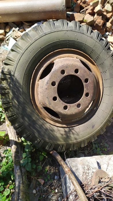 Колеса ЗИЛ 130 б/в 2 шт.