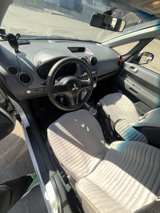 Продам Mitsubishi kolt автомат