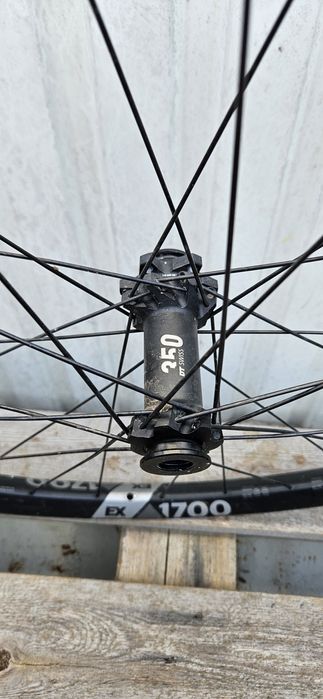 Roda dt swiss ex 1700