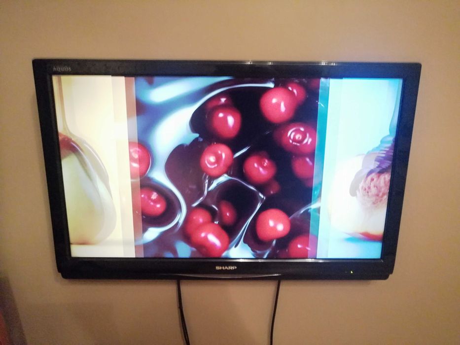 Telewizor Sharp Aquos 37 cali + uchwyt na ścianę