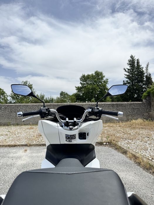 Honda PCX 125 - 2023 - Apenas 7000 kms