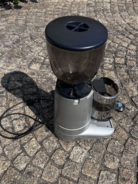 Moinho D64 Futurete - moinho de café e grãos