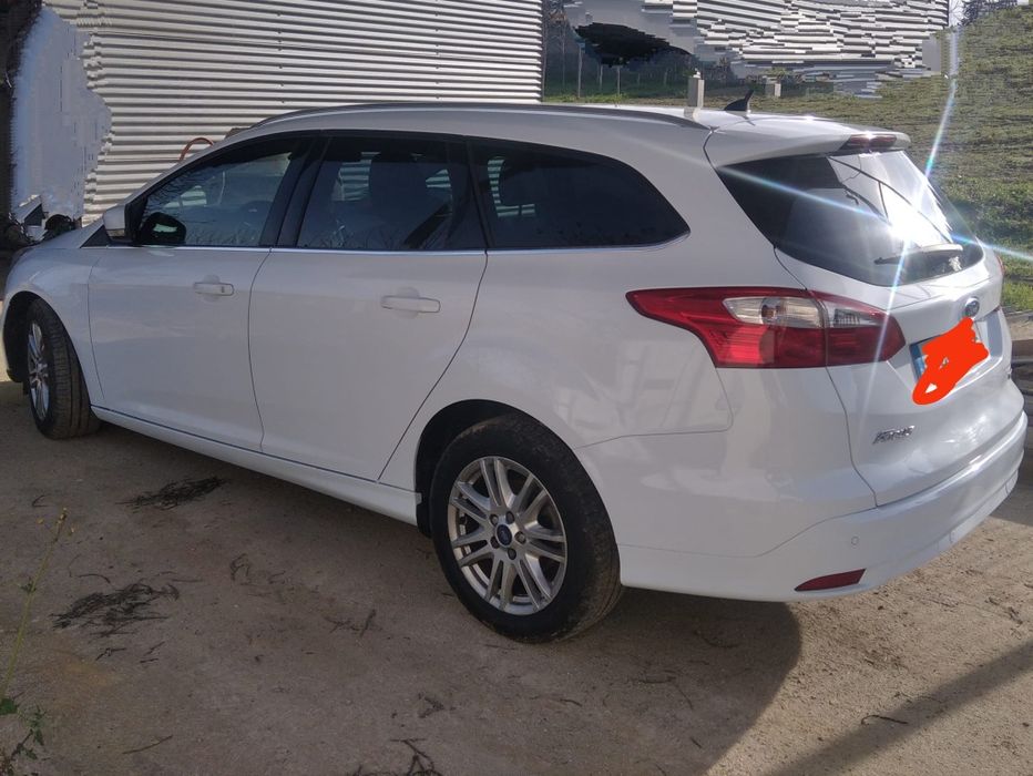 Ford Focus branco