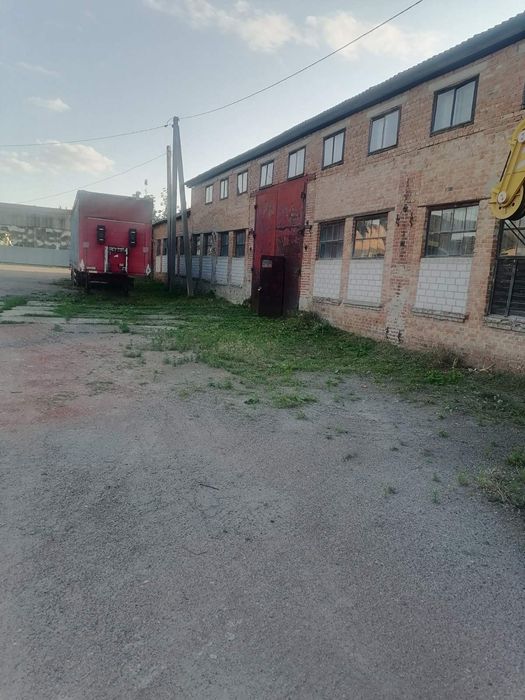Великий капітальний бокс / гараж (продаж/оренда) 1033 м² під СТО, 380V,кранбалка, м. Карлівка