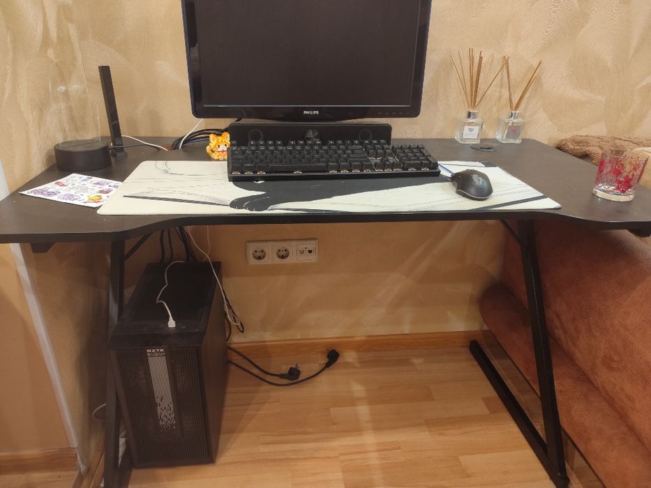 Игровой стол для ПК