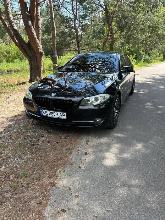 Продам БМВ ф10 528