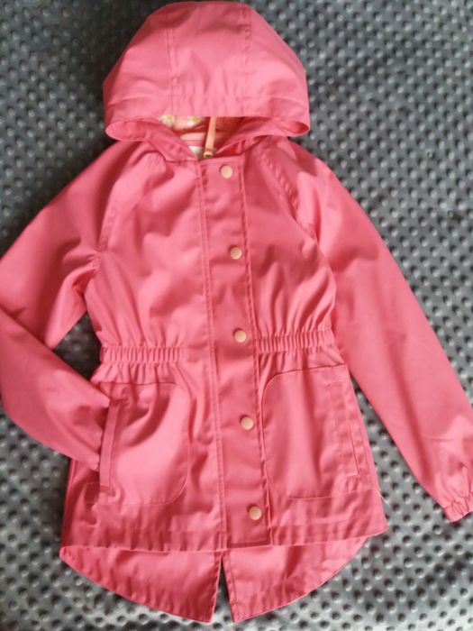 Вітрівка для дівчинки