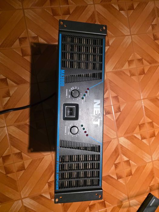 Amplificador Next 3800