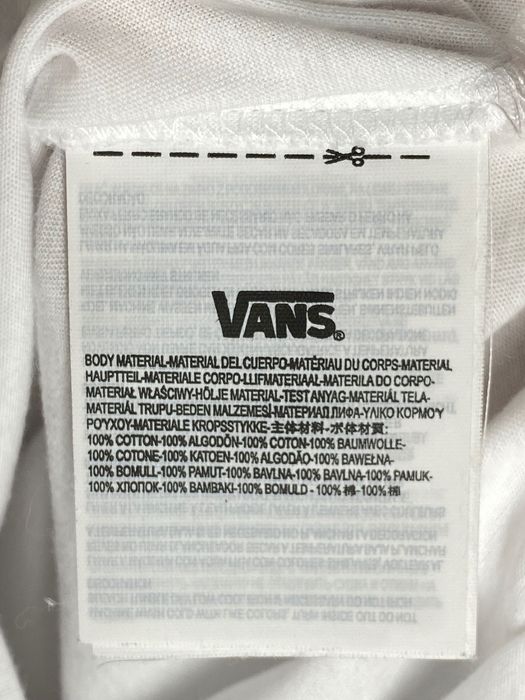 T-shirt vans off the wall