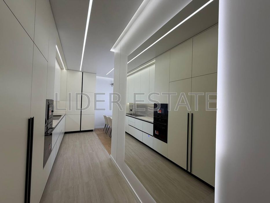 Продаж 2-кімнатної квартири в ЖК Uzh Towers | Слов'янська набережна, Ужгород