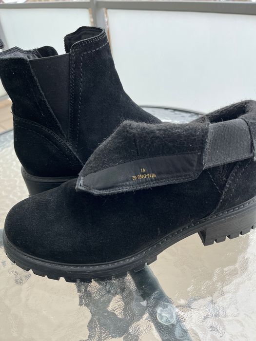 Buty zamszowe czarny 41r Lasocki