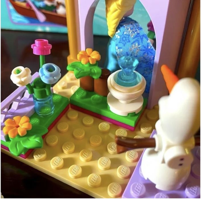 Lego 41155 Disney przygoda Elzy na targu