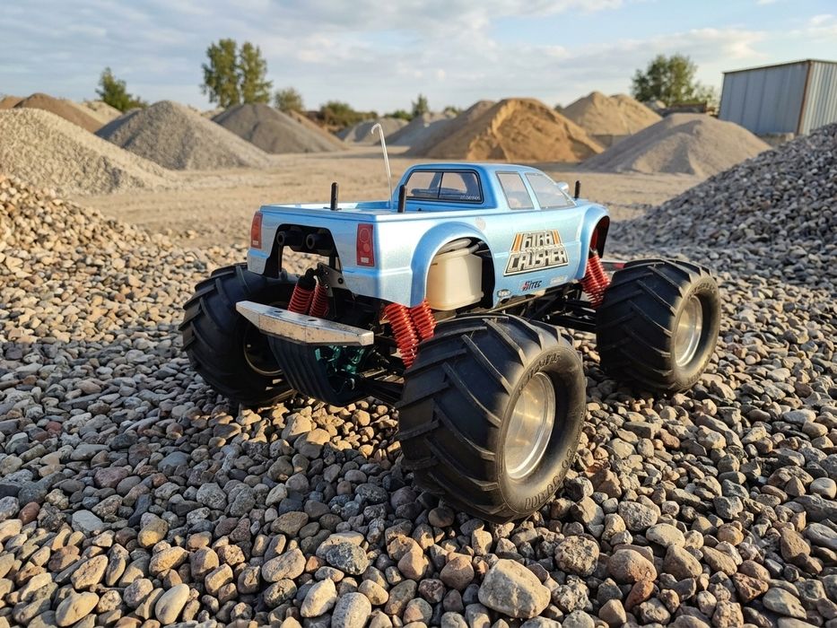 Kyosho Giga Crusher DF 1:8 nitro RC - ikona Monster Truck