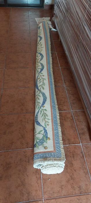 Tapete Arraiolos MÉDIO - 2,70m x 2,30m