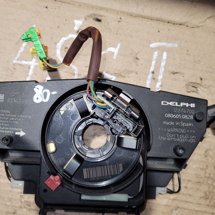 Przełącznik zespolony pająk manetki opel Corsa D 2008r