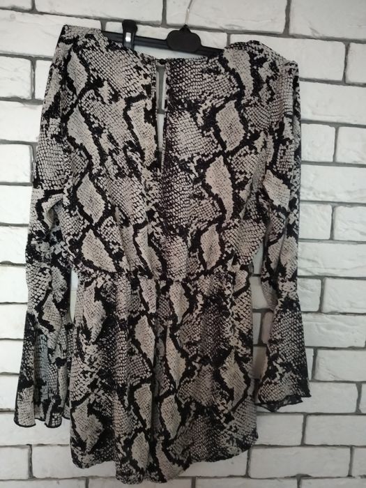 Блузка жіноча з довгим рукавом