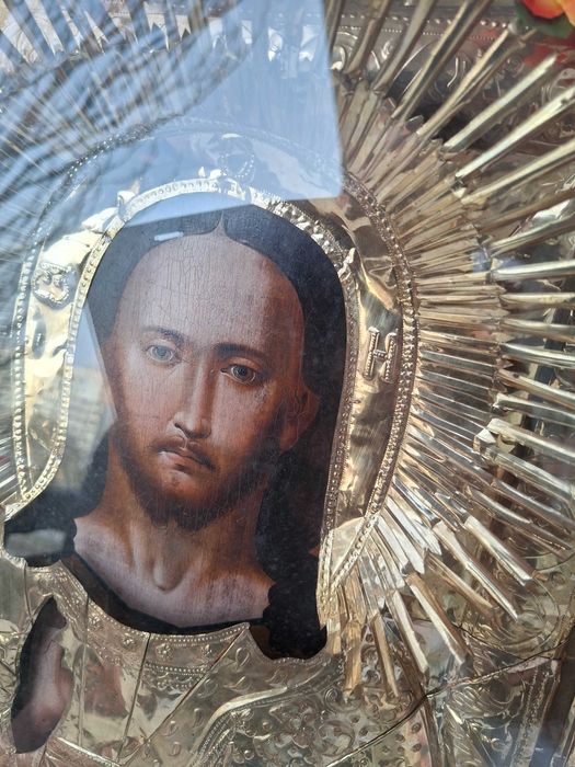 Икона старая большая.