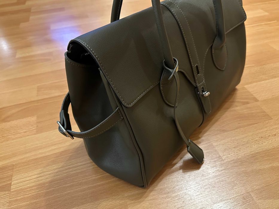 Зелена сумка велика під ноутбук