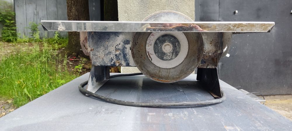 Продам електричний плиткоріз