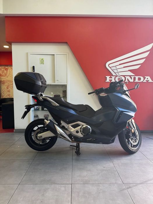 Honda Forza 750  caixa automatica