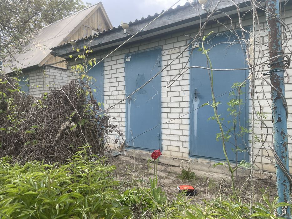Капитальный Дом-Дача , 90 кв ; Гараж , Баня, подвал ; 25 сот приват ; р-он Терновой ( 22  км  Харьков).