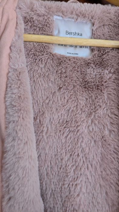 Blusão Rosa Bershka XS