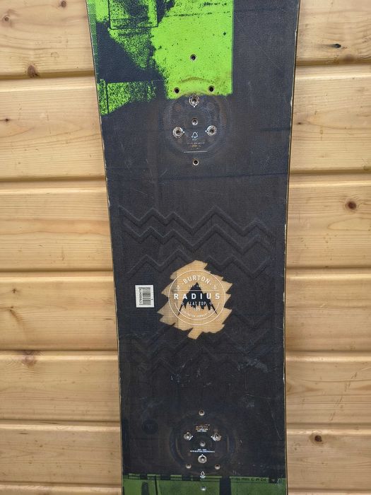 Deska snowboardowa Burton Radius 135 cm + wiązania (A27)