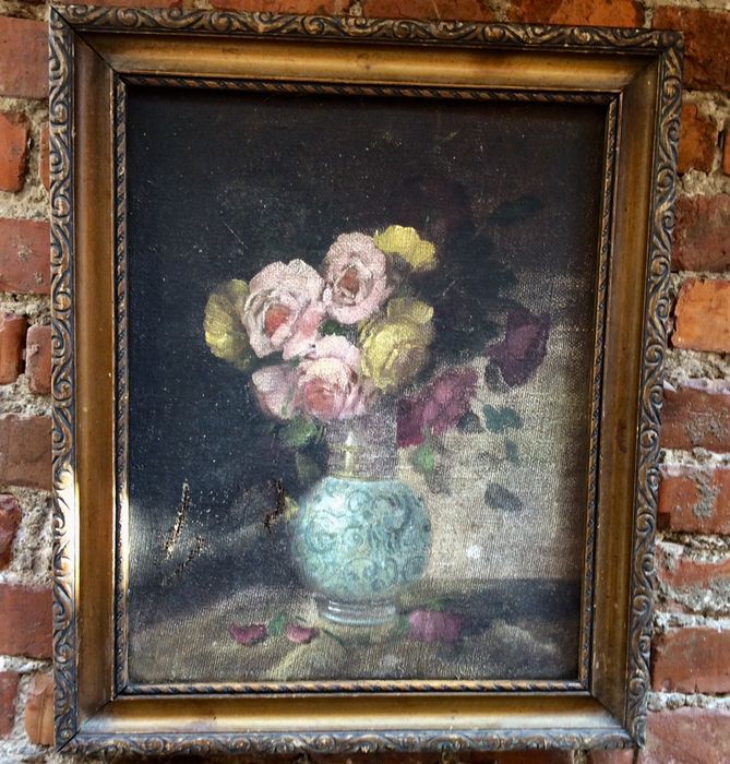 Старые картины.