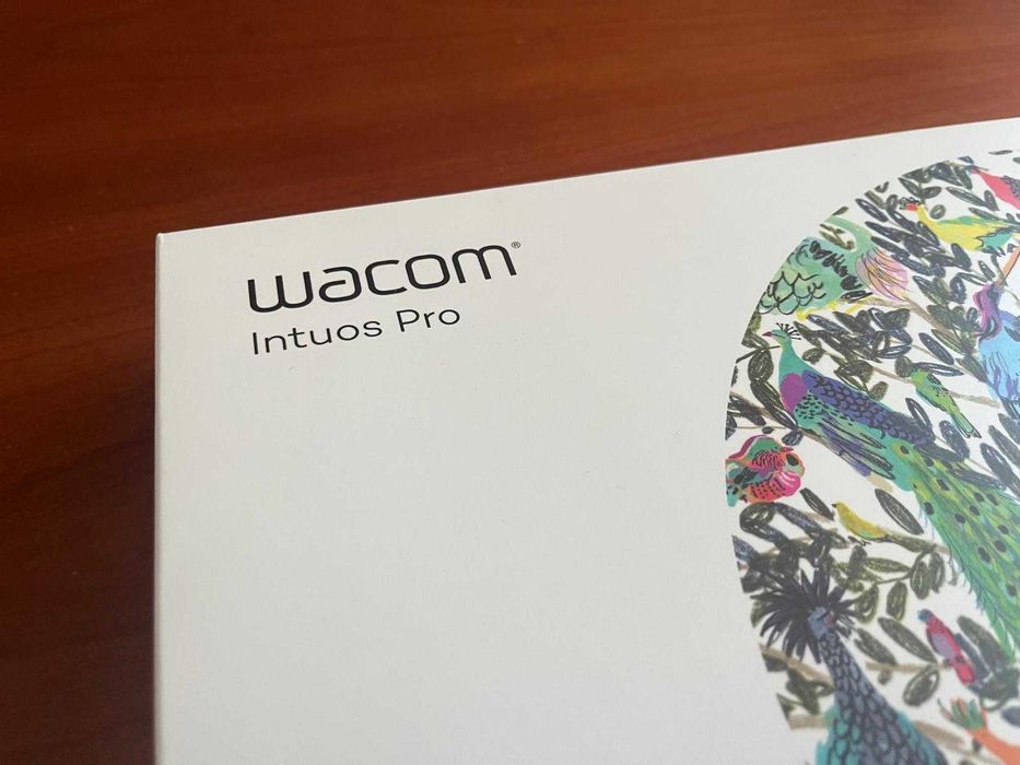 2x Wacom Intuos Pro M (PTH-660) – Novas / Seladas