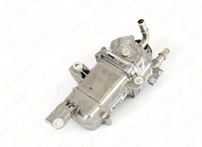 Охолоджувач EGR 2.3 dci Opel Movano 3 Renault Master 3 147353981R ЕГР