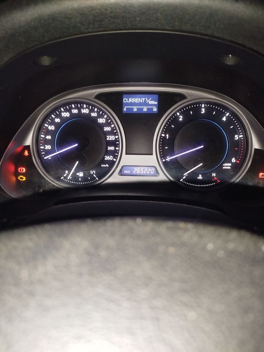 Lexus is 2.2d ou troco