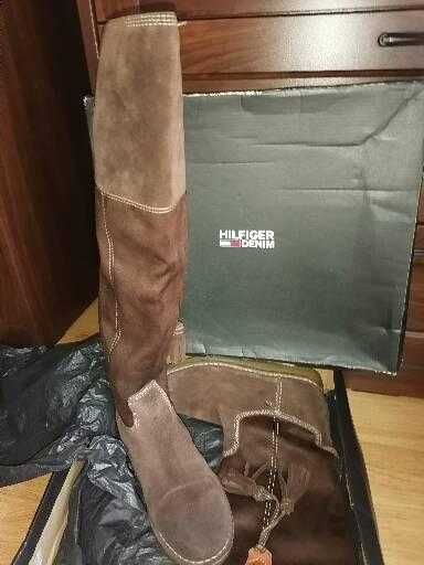 Botas altas pele em castanho Hilfiger denim