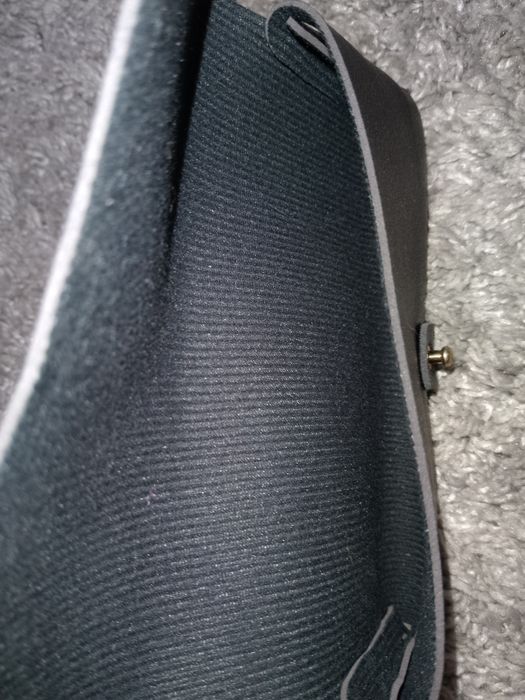 Солідний футляй для окулярів! Новий!
