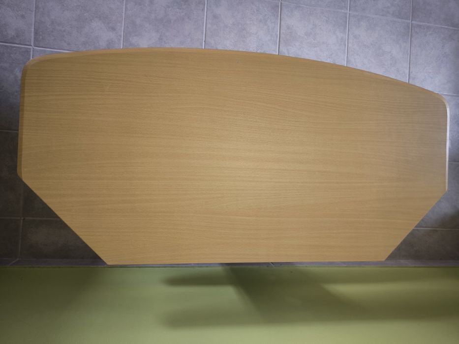 Móvel para TV com prateleiras