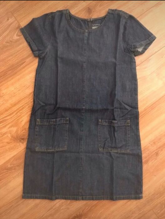 Sukienka jeansowa r. 146.