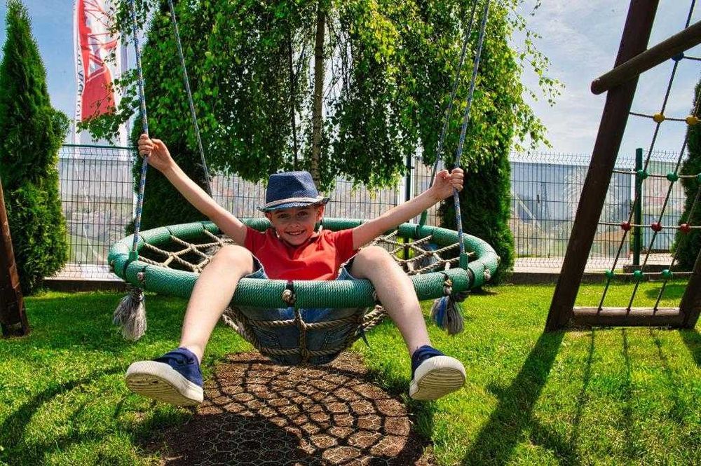 Nocleg z widokiem na rollercoastery - tylko 100m od Energylandii