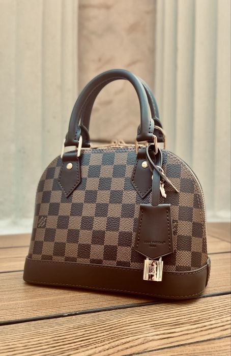 Сумка Louis Vuitton Alma bb N40606 ( оригинальная в идеальном состоянии )