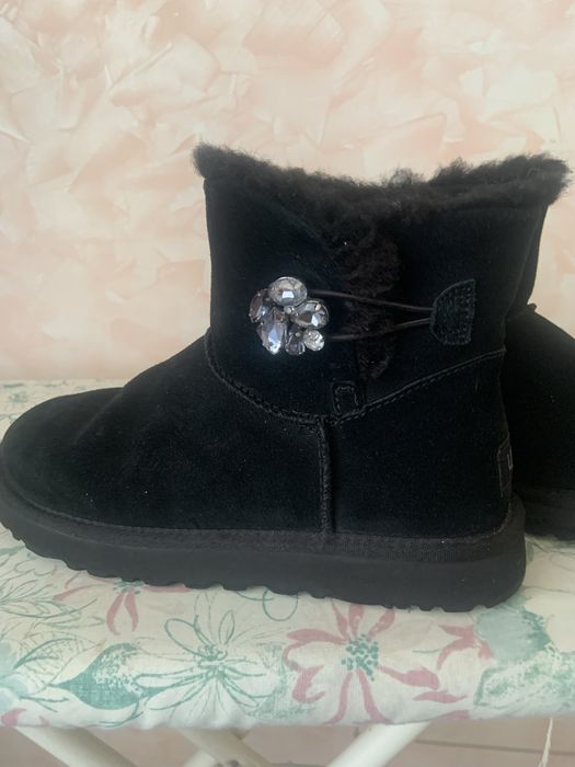 Угги жіночі. UGG. Натуральна  замша