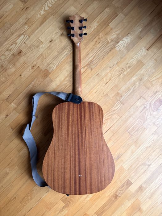 Gitara akustyczna Lag Tramontane T70D