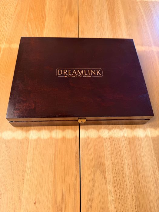 Interkonekt DREAMLINK Number 1